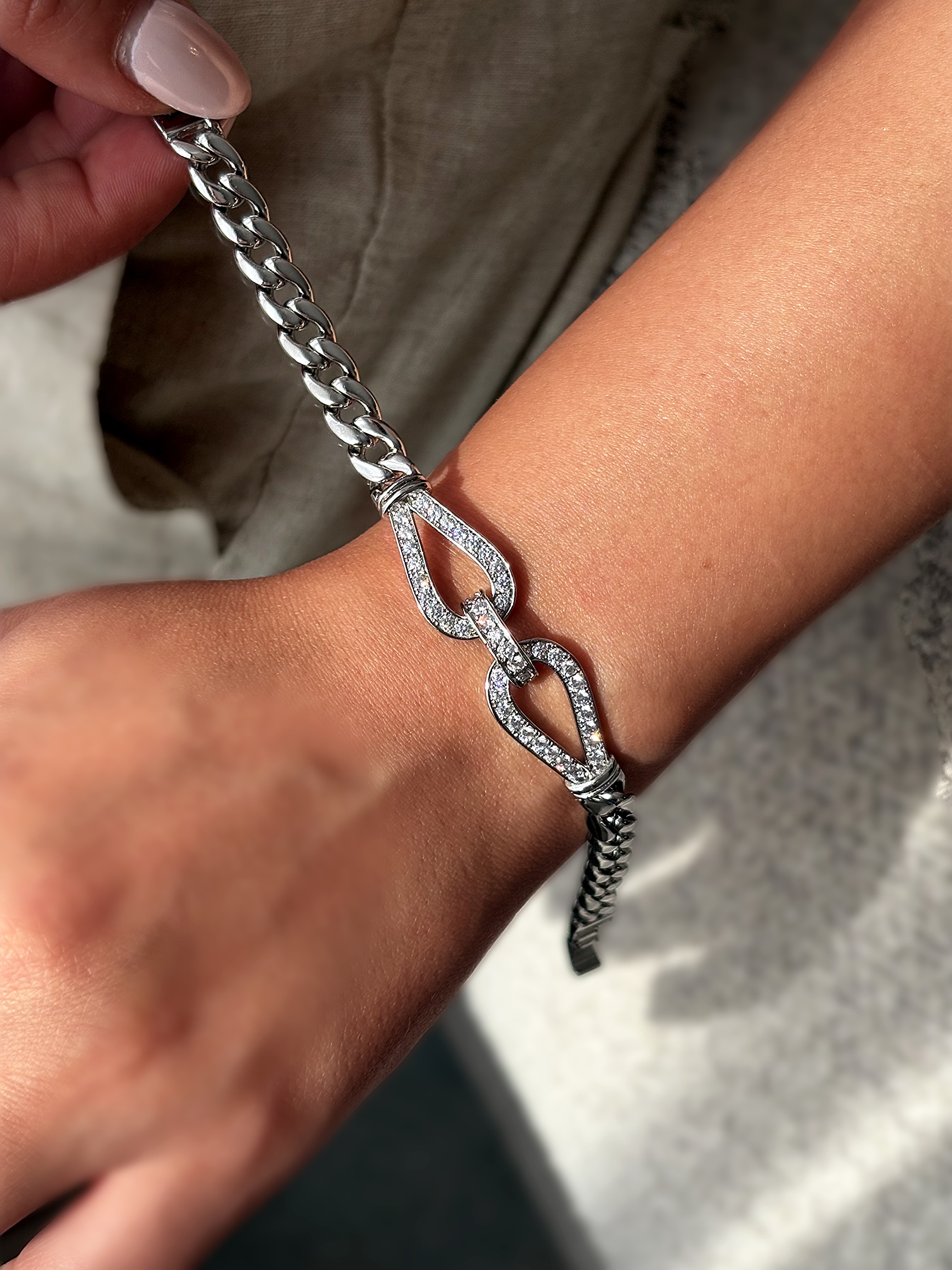 دستبند ژوپینگ طرح کارتیه