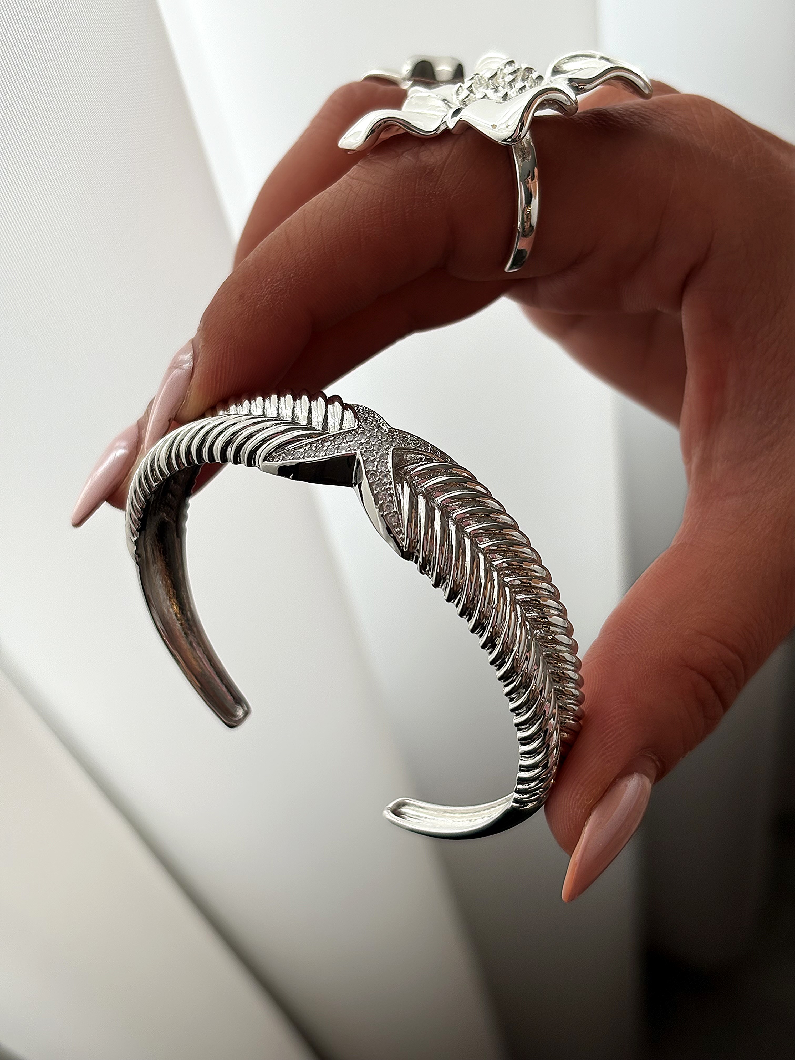 جزئیات بنگل