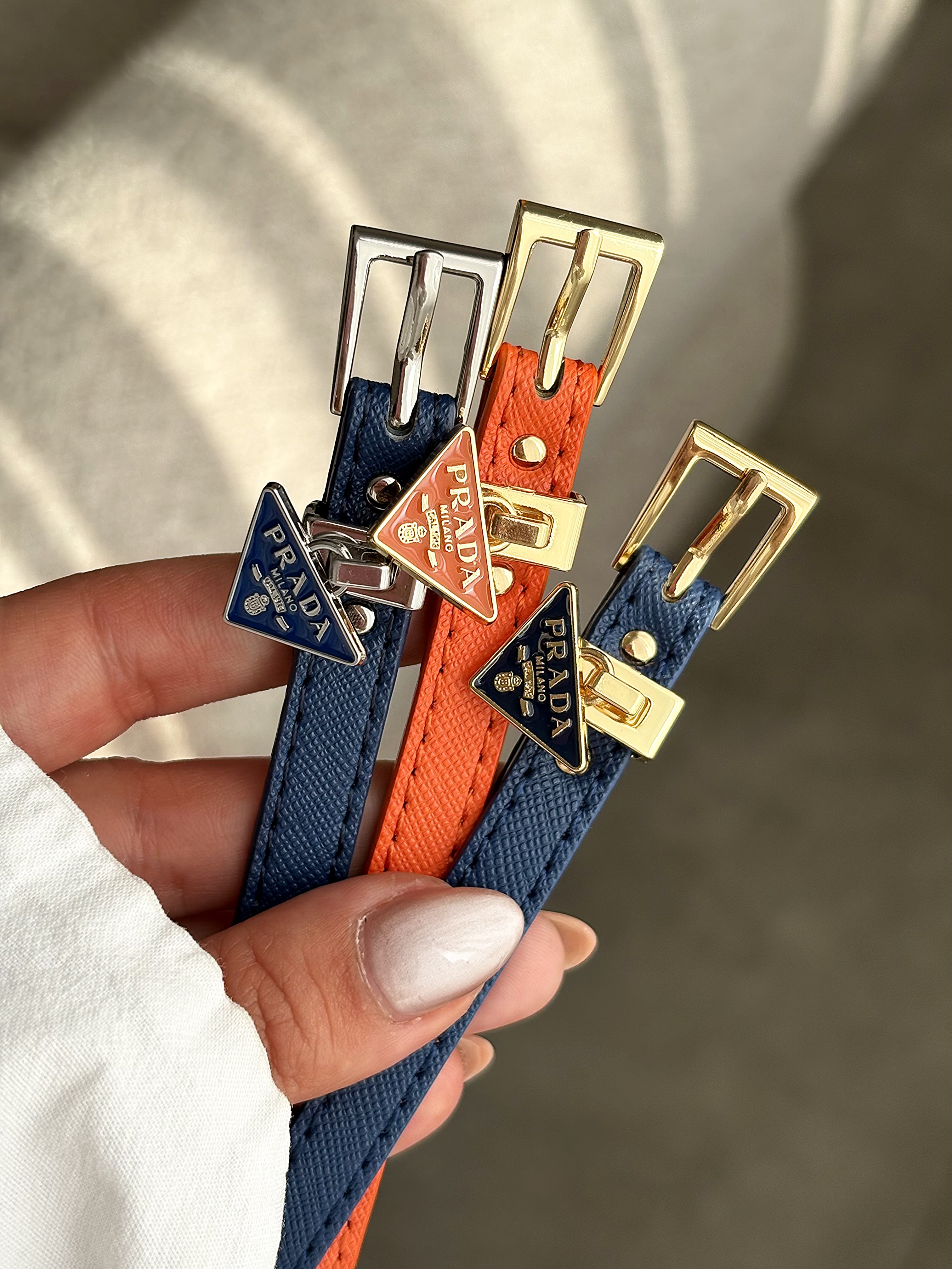 جزئیات قفل دستبند پرادا