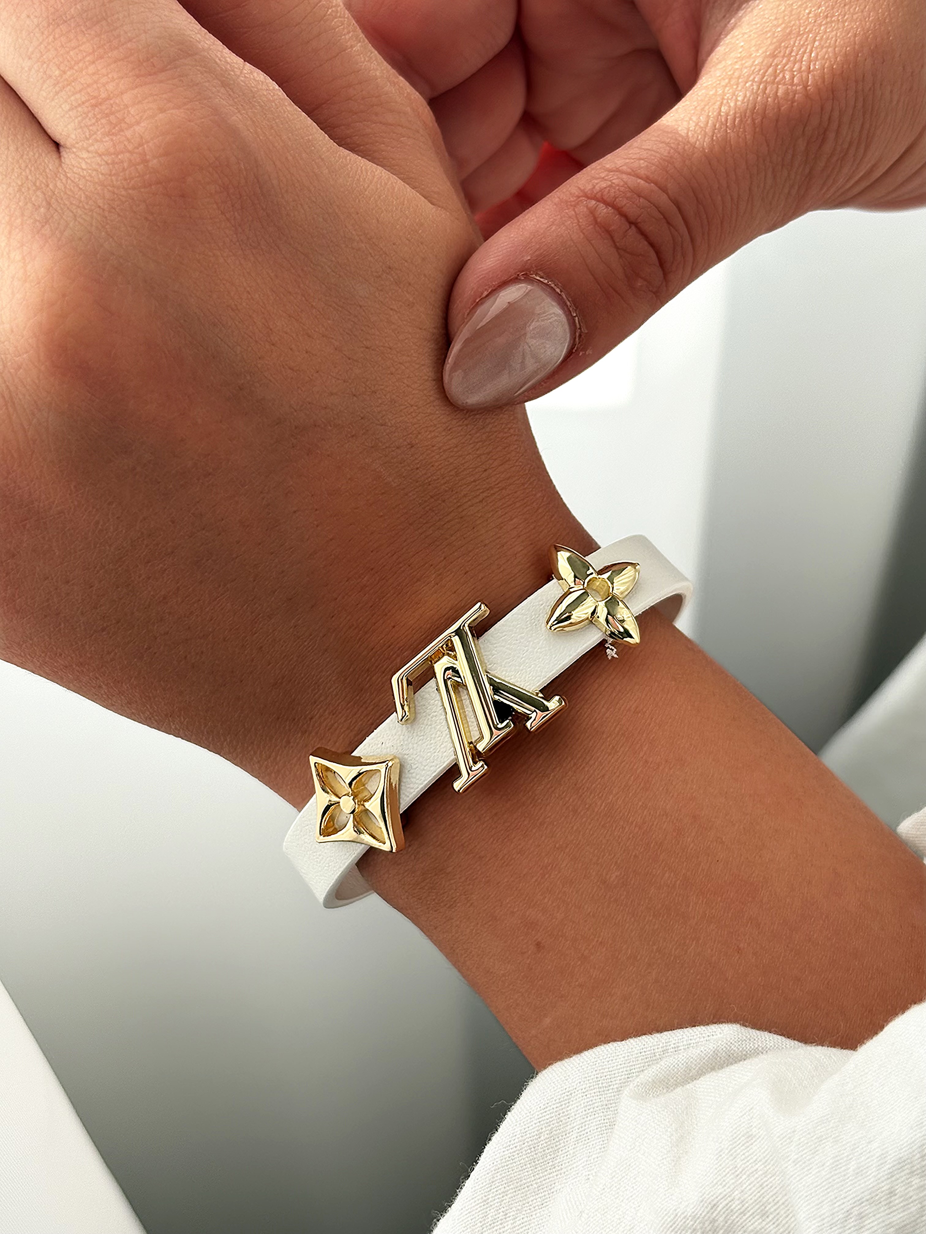 دستبند چرمی لویی ویتون ترند