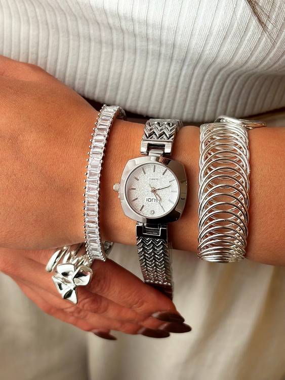 جزئیات صفحه ساعت