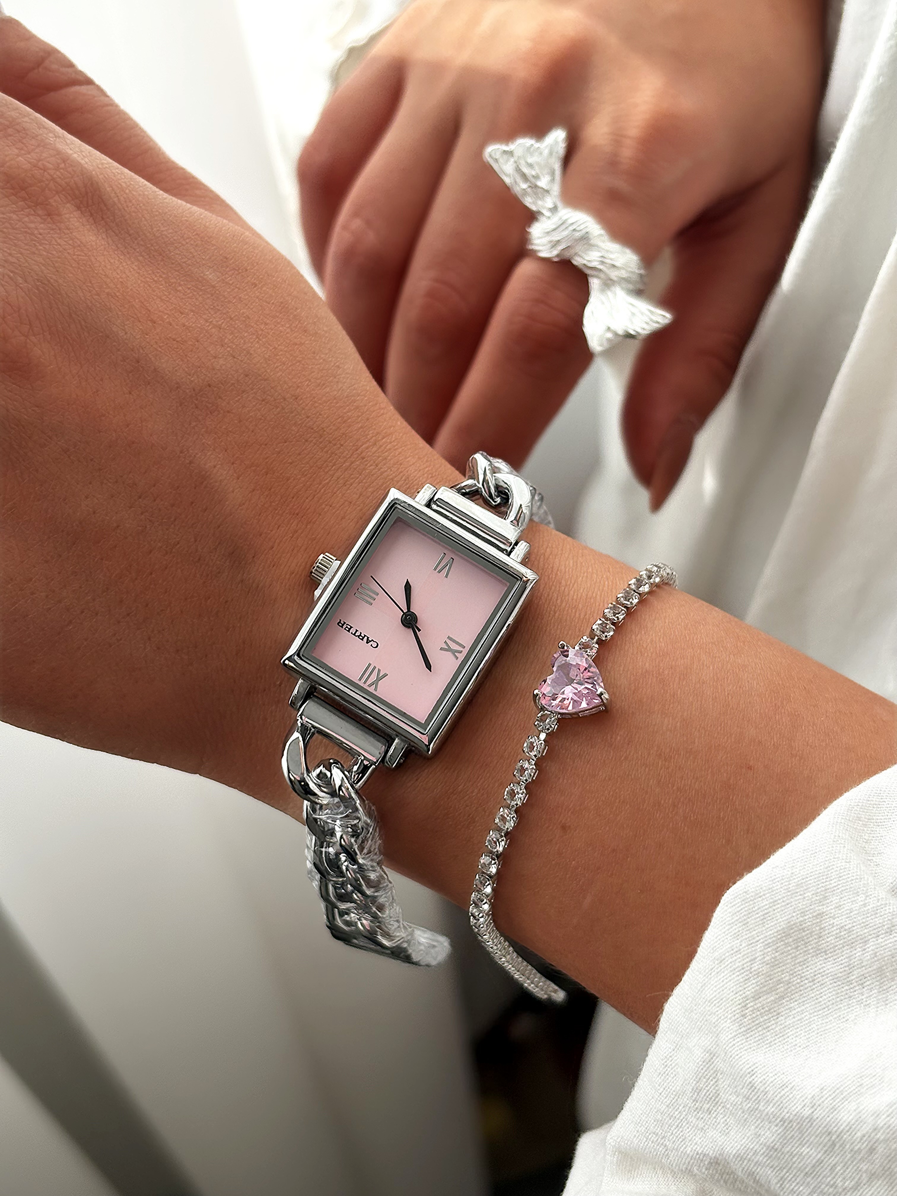 ساعت مچی زنانه کارتیه نقره‌ای صورتی