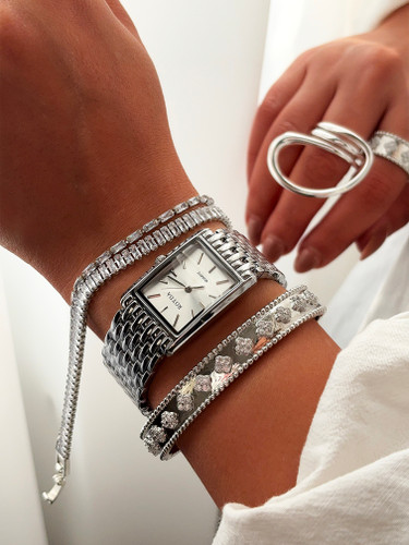 تصویر روی دست ساعت