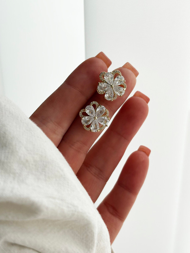 گوشواره زنانه چرخان طرح گل
