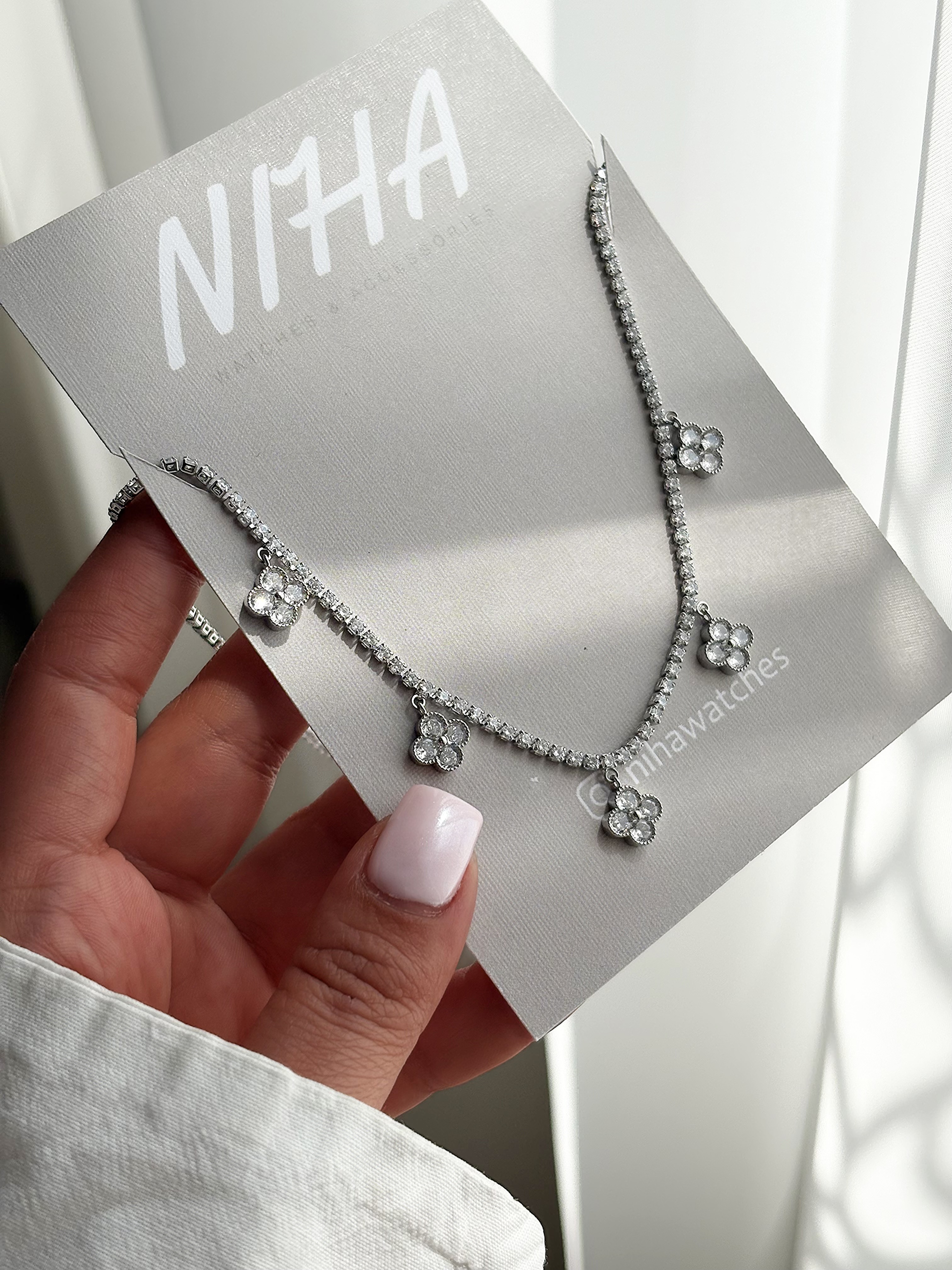 گردنبند زنانه فول نگین ونکلیف