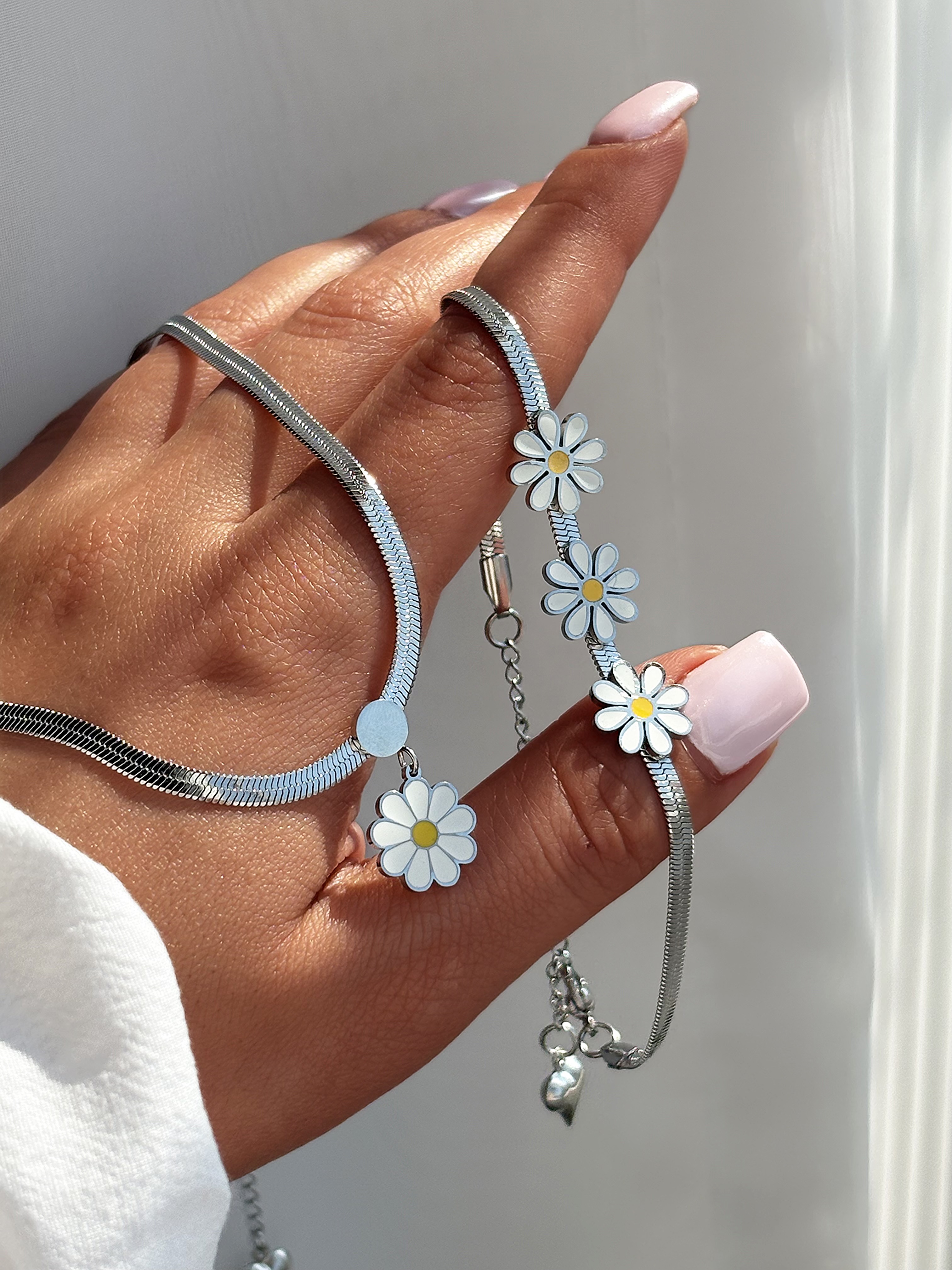 ست گردنبند و دستبند ماری طرح بابونه