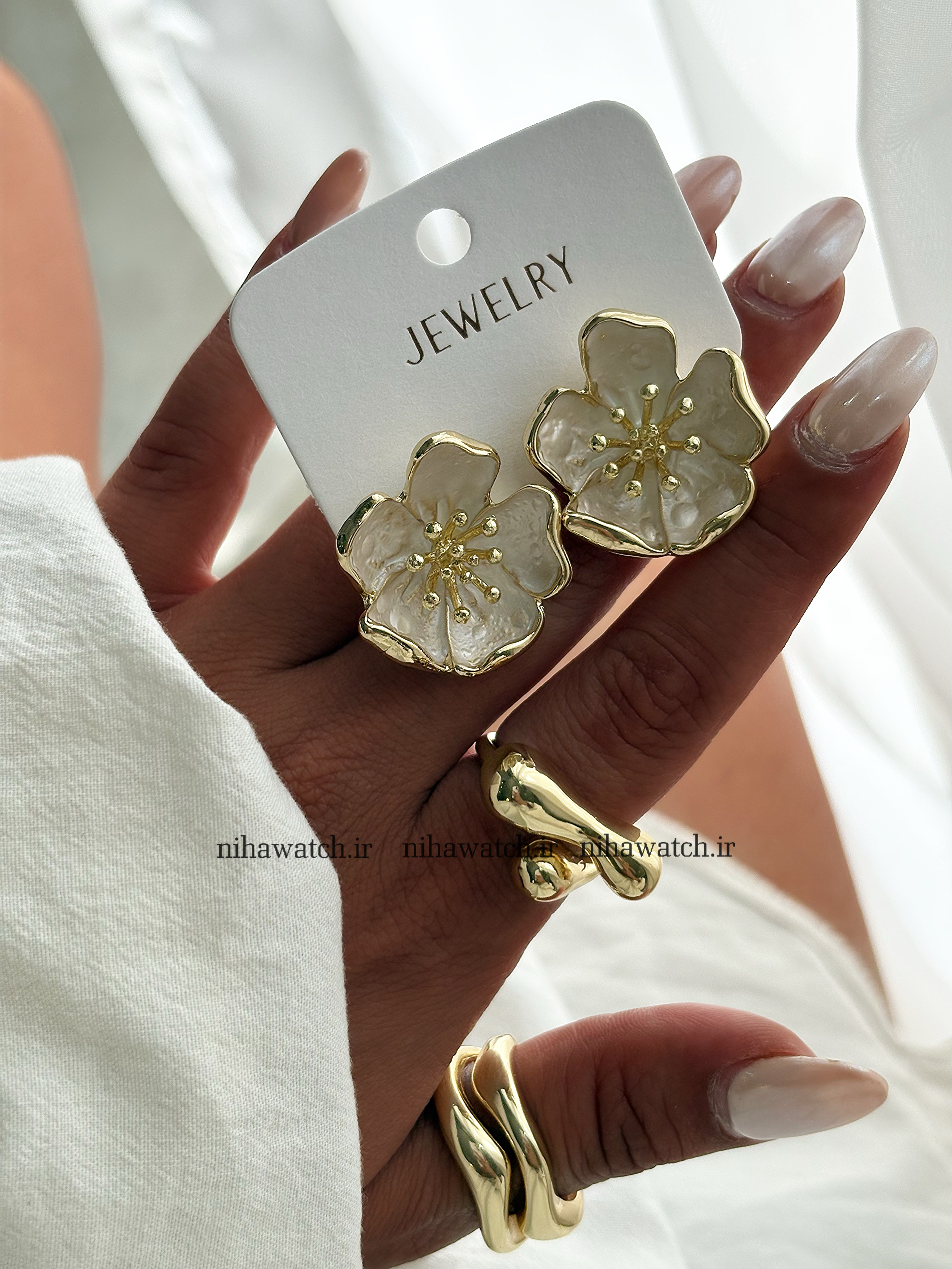 گوشواره زنانه گل میناکاری